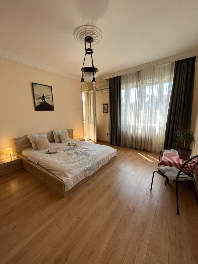 Terazije Square Lux Apartment Белград Екстер'єр фото