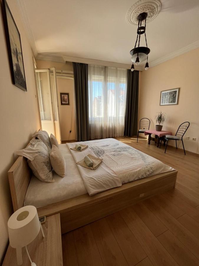 Terazije Square Lux Apartment Белград Екстер'єр фото